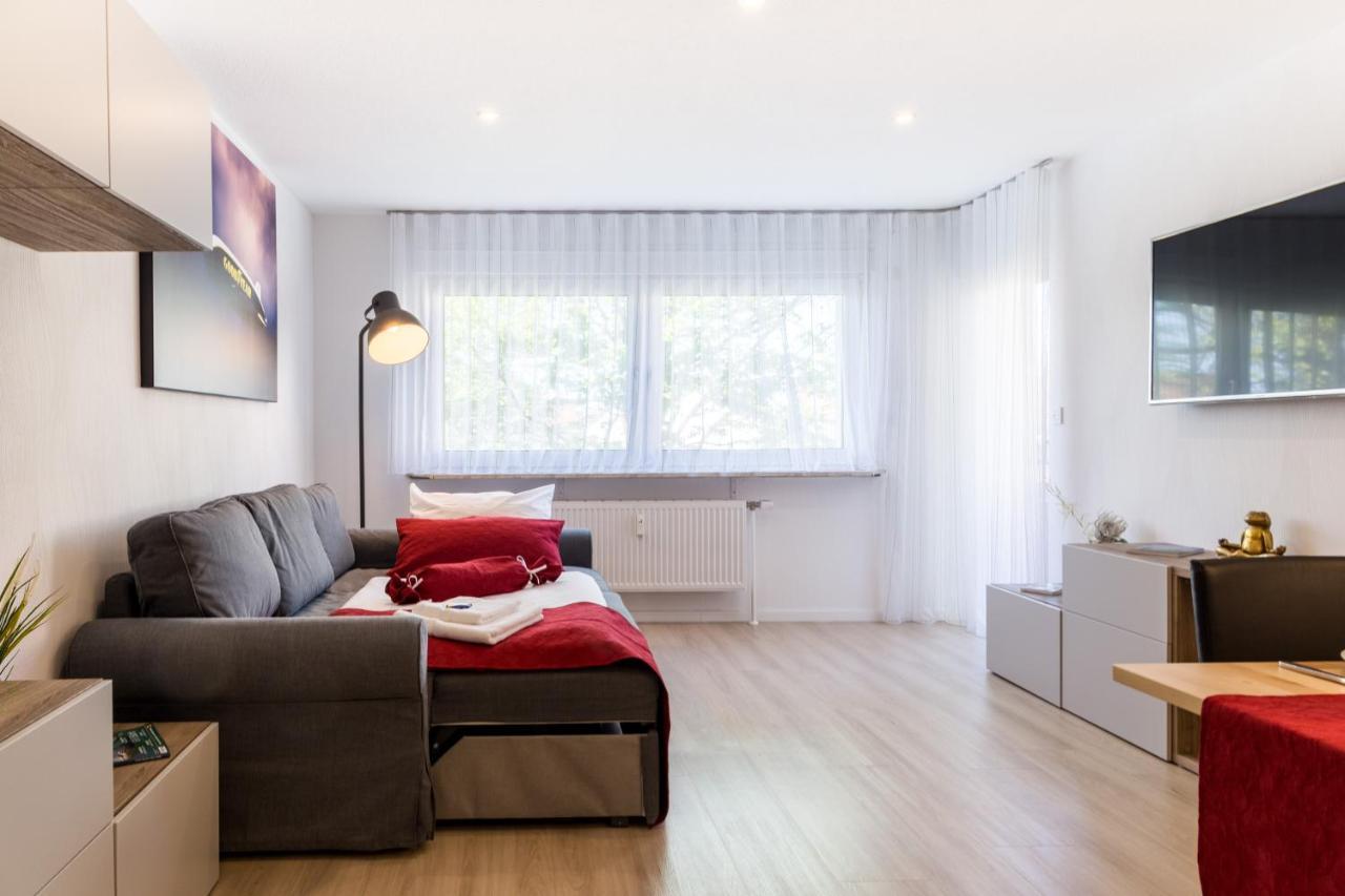 Apartment Eastside Mit 3 Zimmern Fur Bis Zu 5 Personen Mit Balkon Friedrichshafen Exteriör bild
